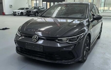 Volkswagen Golf VIII, 2022 год, 1 735 000 рублей, 1 фотография
