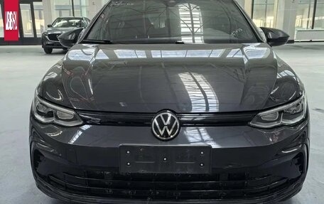 Volkswagen Golf VIII, 2022 год, 1 735 000 рублей, 3 фотография