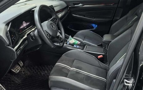 Volkswagen Golf VIII, 2022 год, 1 735 000 рублей, 11 фотография