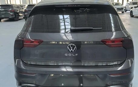 Volkswagen Golf VIII, 2022 год, 1 735 000 рублей, 5 фотография