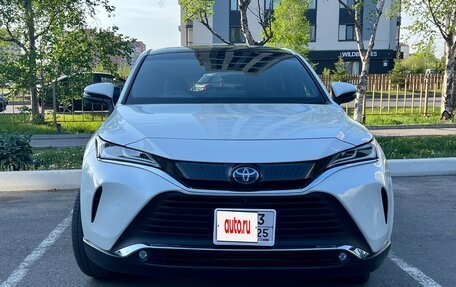 Toyota Harrier, 2020 год, 5 000 000 рублей, 2 фотография