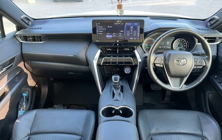 Toyota Harrier, 2020 год, 5 000 000 рублей, 12 фотография