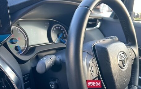 Toyota Harrier, 2020 год, 5 000 000 рублей, 13 фотография