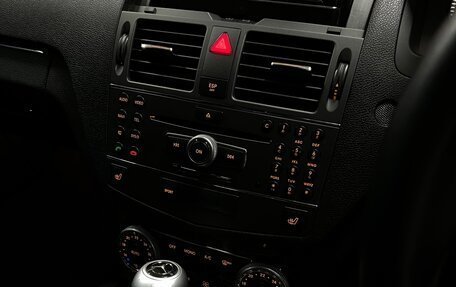 Mercedes-Benz C-Класс, 2010 год, 1 210 000 рублей, 21 фотография