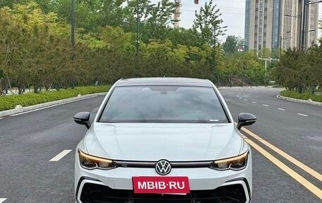 Volkswagen Golf VIII, 2022 год, 1 596 667 рублей, 2 фотография