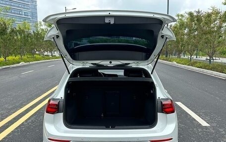 Volkswagen Golf VIII, 2022 год, 1 596 667 рублей, 13 фотография