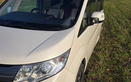 Honda Stepwgn IV, 2015 год, 1 570 000 рублей, 4 фотография