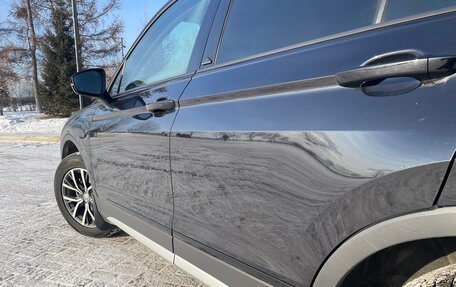 Volkswagen Tiguan II, 2019 год, 2 790 000 рублей, 3 фотография