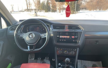 Volkswagen Tiguan II, 2019 год, 2 790 000 рублей, 4 фотография