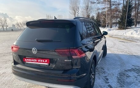 Volkswagen Tiguan II, 2019 год, 2 790 000 рублей, 2 фотография