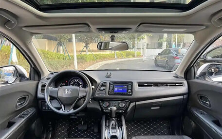 Honda Vezel, 2021 год, 1 199 000 рублей, 11 фотография