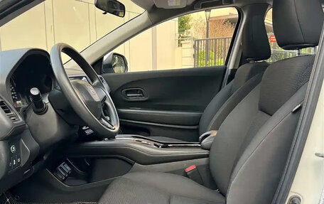 Honda Vezel, 2021 год, 1 199 000 рублей, 8 фотография