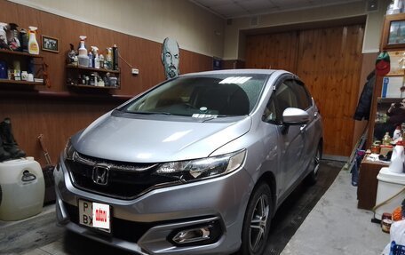 Honda Fit III, 2018 год, 1 550 000 рублей, 1 фотография