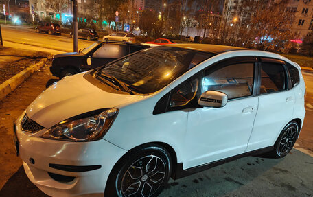 Honda Fit III, 2008 год, 800 000 рублей, 1 фотография