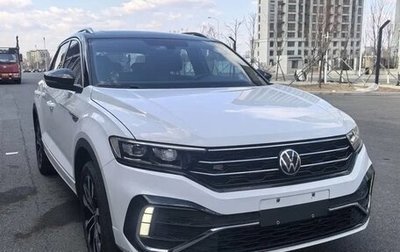 Volkswagen T-Roc I, 2022 год, 1 890 000 рублей, 1 фотография