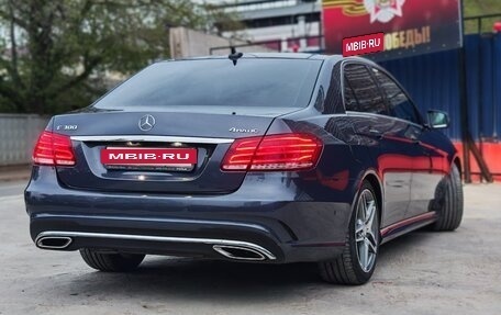 Mercedes-Benz E-Класс, 2014 год, 2 400 000 рублей, 3 фотография