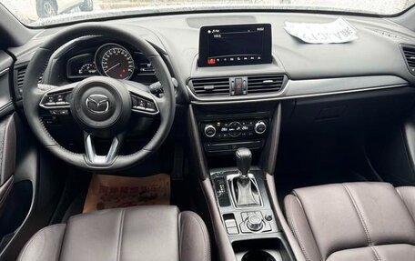 Mazda CX-4, 2023 год, 2 100 000 рублей, 12 фотография