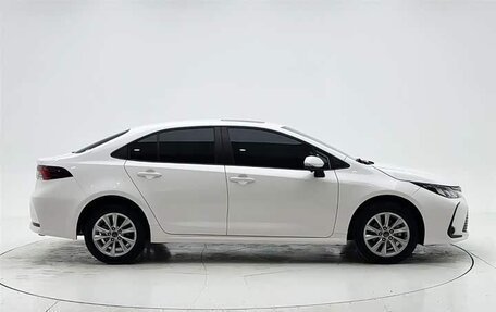 Toyota Corolla, 2022 год, 1 180 000 рублей, 9 фотография