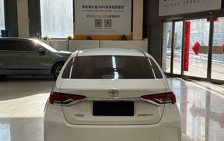 Toyota Corolla, 2022 год, 1 350 000 рублей, 5 фотография