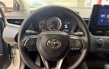 Toyota Corolla, 2022 год, 1 350 000 рублей, 11 фотография