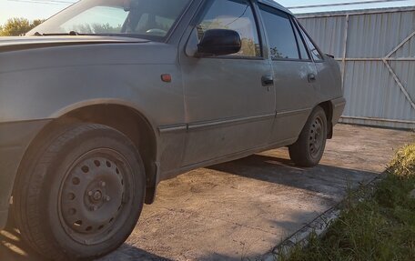 Daewoo Nexia I рестайлинг, 2004 год, 70 000 рублей, 8 фотография