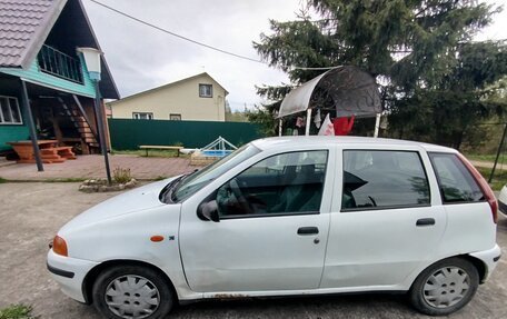 Fiat Punto III Punto Evo рестайлинг, 1998 год, 177 000 рублей, 2 фотография