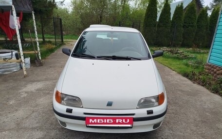 Fiat Punto III Punto Evo рестайлинг, 1998 год, 177 000 рублей, 8 фотография