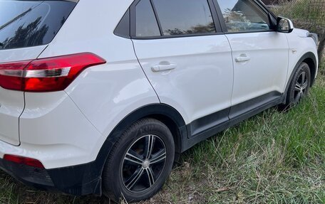 Hyundai Creta I рестайлинг, 2021 год, 2 280 000 рублей, 4 фотография