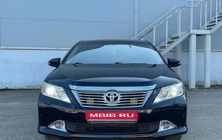 Toyota Camry, 2012 год, 1 550 000 рублей, 2 фотография