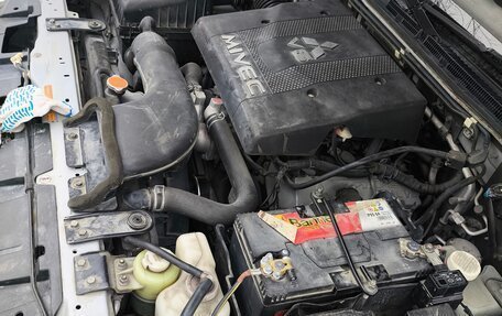 Mitsubishi Pajero IV, 2007 год, 1 660 000 рублей, 8 фотография