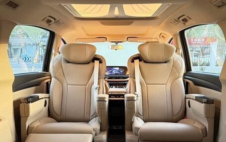 Buick GL8, 2025 год, 4 700 000 рублей, 13 фотография