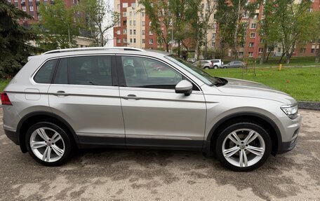 Volkswagen Tiguan II, 2017 год, 2 500 000 рублей, 3 фотография