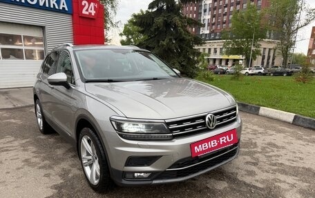 Volkswagen Tiguan II, 2017 год, 2 500 000 рублей, 2 фотография