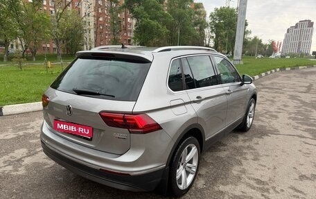 Volkswagen Tiguan II, 2017 год, 2 500 000 рублей, 4 фотография