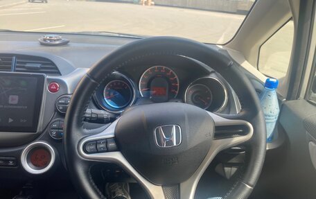 Honda Fit III, 2012 год, 900 000 рублей, 9 фотография