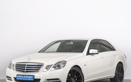 Mercedes-Benz E-Класс, 2011 год, 1 679 000 рублей, 2 фотография