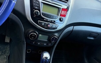Hyundai Solaris II рестайлинг, 2012 год, 495 000 рублей, 1 фотография