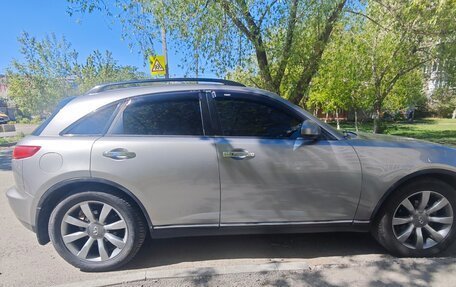 Infiniti FX I, 2004 год, 900 000 рублей, 5 фотография
