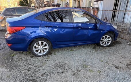 Hyundai Solaris II рестайлинг, 2012 год, 495 000 рублей, 4 фотография