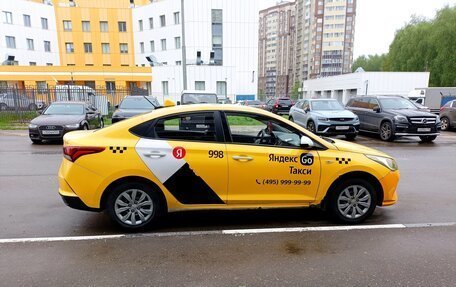 Hyundai Solaris II рестайлинг, 2020 год, 839 000 рублей, 3 фотография