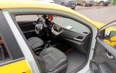 Hyundai Solaris II рестайлинг, 2020 год, 839 000 рублей, 6 фотография