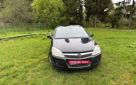 Opel Astra H, 2012 год, 670 000 рублей, 2 фотография