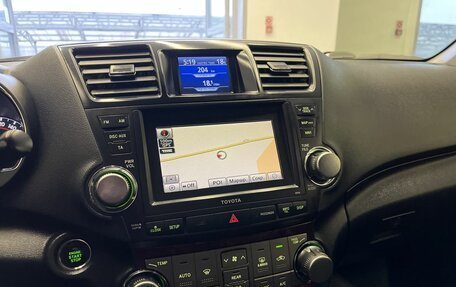 Toyota Highlander III, 2012 год, 2 300 000 рублей, 13 фотография