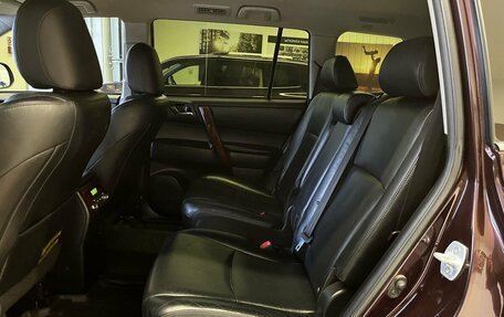 Toyota Highlander III, 2012 год, 2 300 000 рублей, 14 фотография