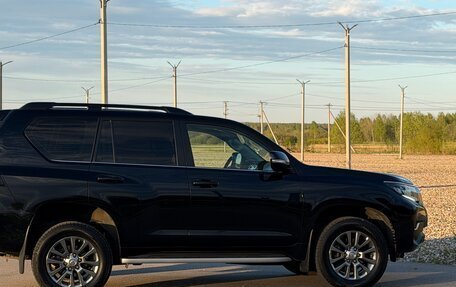 Toyota Land Cruiser Prado 150 рестайлинг 2, 2018 год, 4 850 000 рублей, 6 фотография