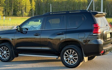 Toyota Land Cruiser Prado 150 рестайлинг 2, 2018 год, 4 850 000 рублей, 11 фотография