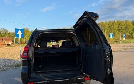 Toyota Land Cruiser Prado 150 рестайлинг 2, 2018 год, 4 850 000 рублей, 14 фотография