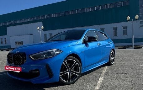 BMW 1 серия, 2019 год, 2 900 000 рублей, 4 фотография