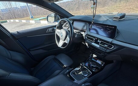 BMW 1 серия, 2019 год, 2 900 000 рублей, 16 фотография