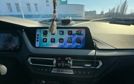 BMW 1 серия, 2019 год, 2 900 000 рублей, 23 фотография